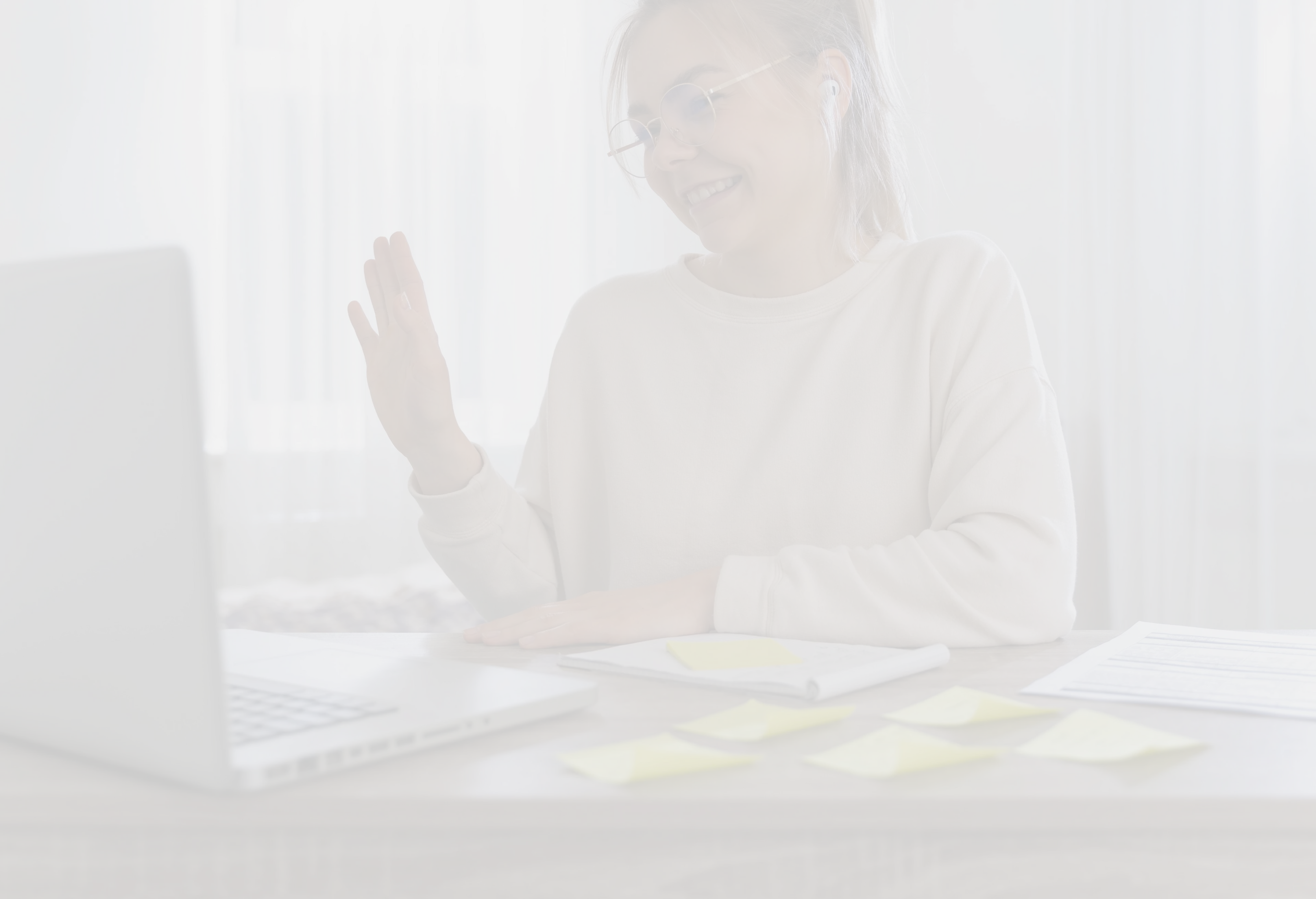 b2s hero teacher on laptop